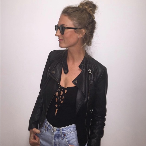 Reformation Lace Up Bodysuit - Picture 3 of 4